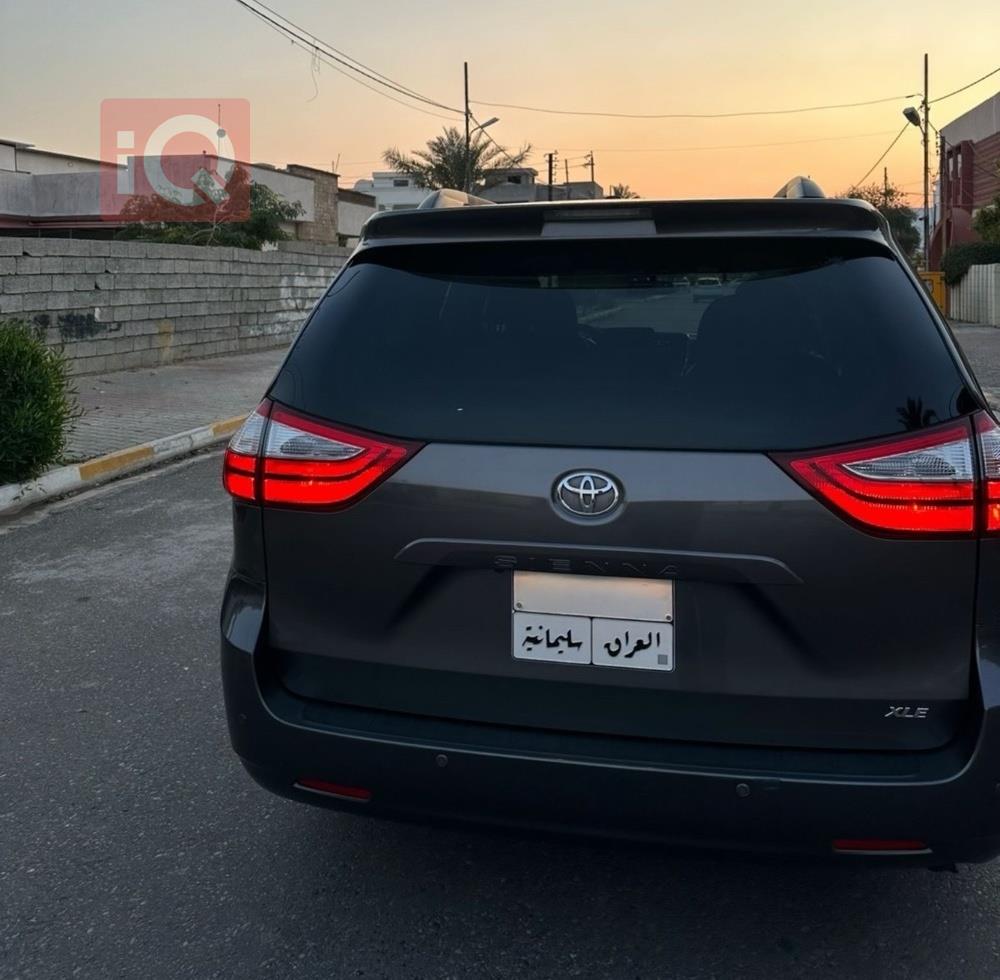 تويوتا سيينا